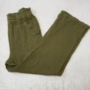 Green boho cotton trousers style